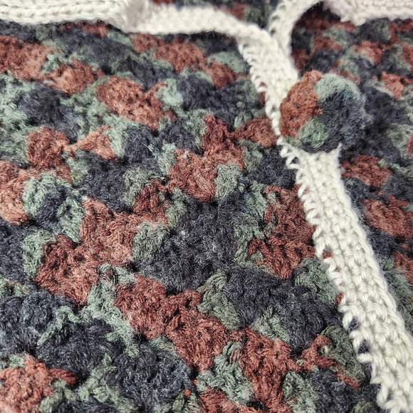 Handmade Vintage Crocheted Knit Cardigan Brown Green Granny Grandmacore XL - Picture 15 of 15